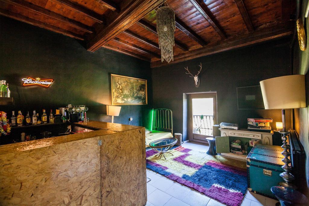 Borda Jovell Hostel Sispony Buitenkant foto