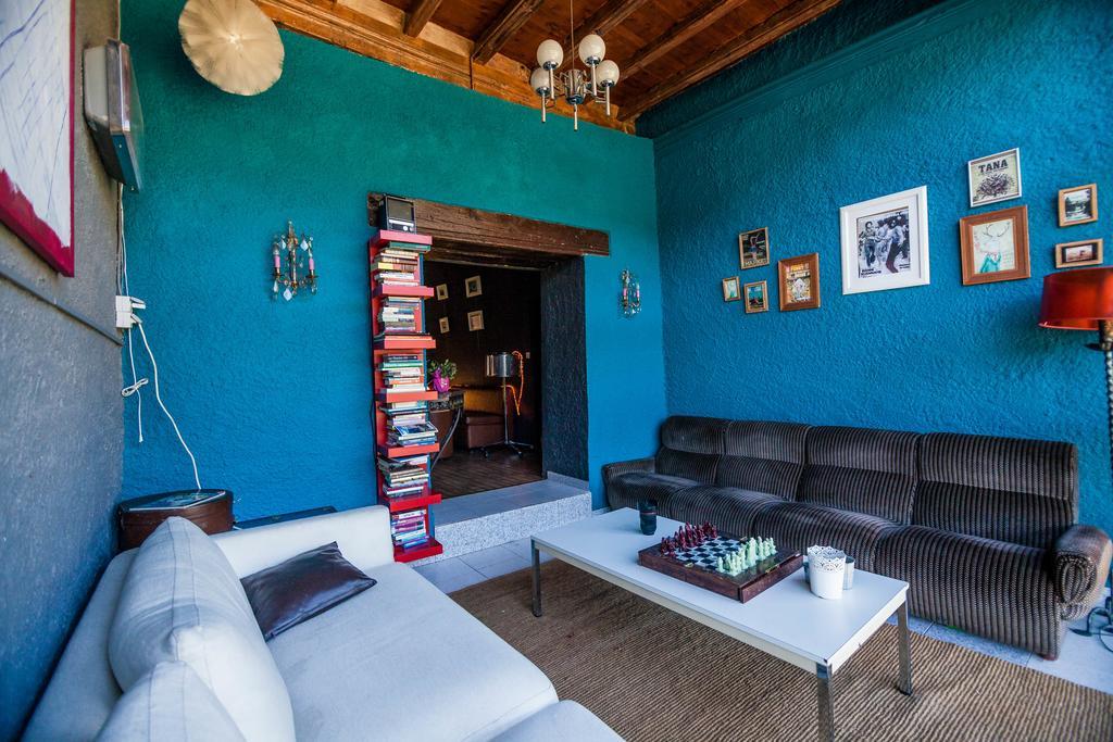 Borda Jovell Hostel Sispony Buitenkant foto
