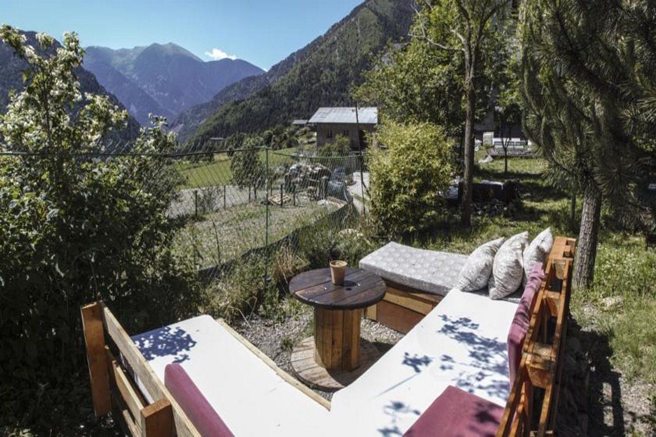 Borda Jovell Hostel Sispony Buitenkant foto