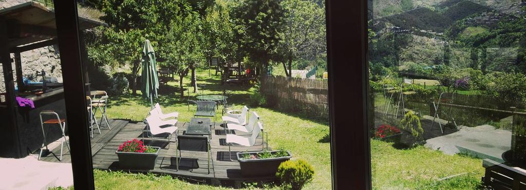 Borda Jovell Hostel Sispony Buitenkant foto